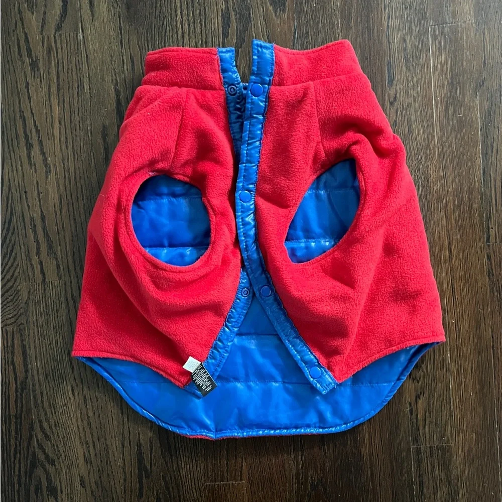 Old Navy dog blue Puffer vest Jacket red fleece reversible size M / L